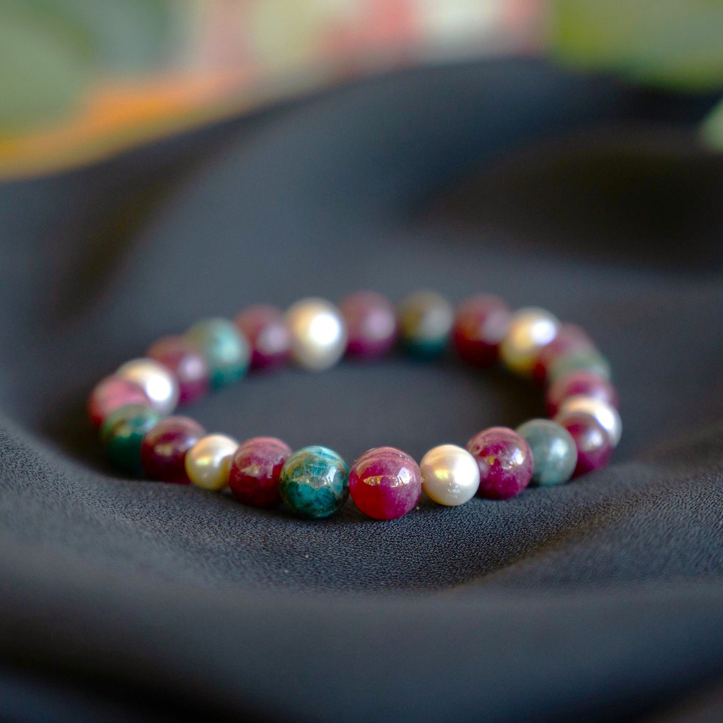 Jamie | Garnet, Apatite, and Freshwater Pearl Beaded Bracelet