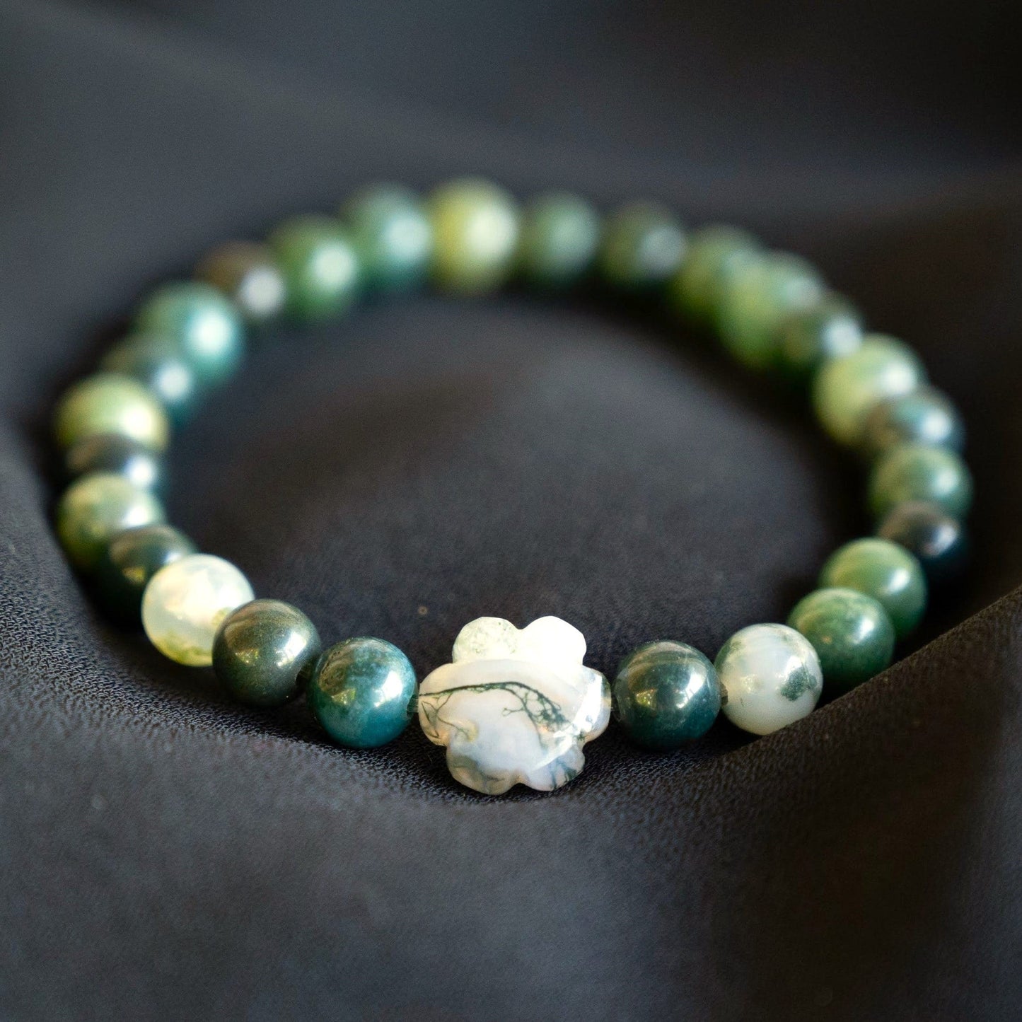 Moss Agate Beaded Bracelet with Flower Accent