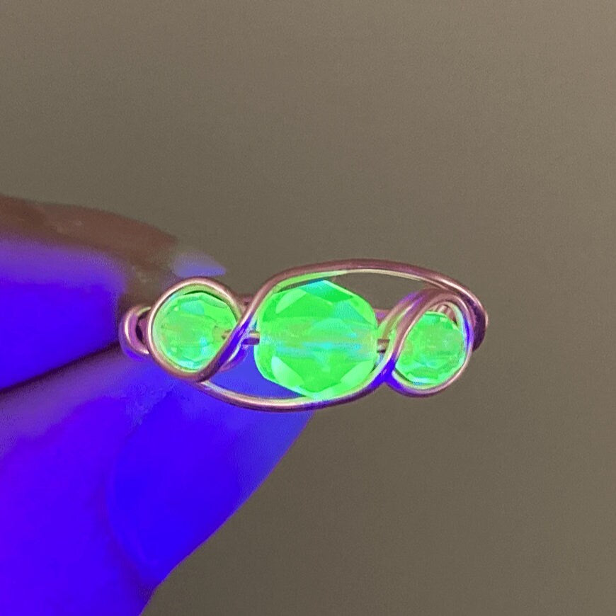 Glowing Uranium Glass Wire Wrapped Ring